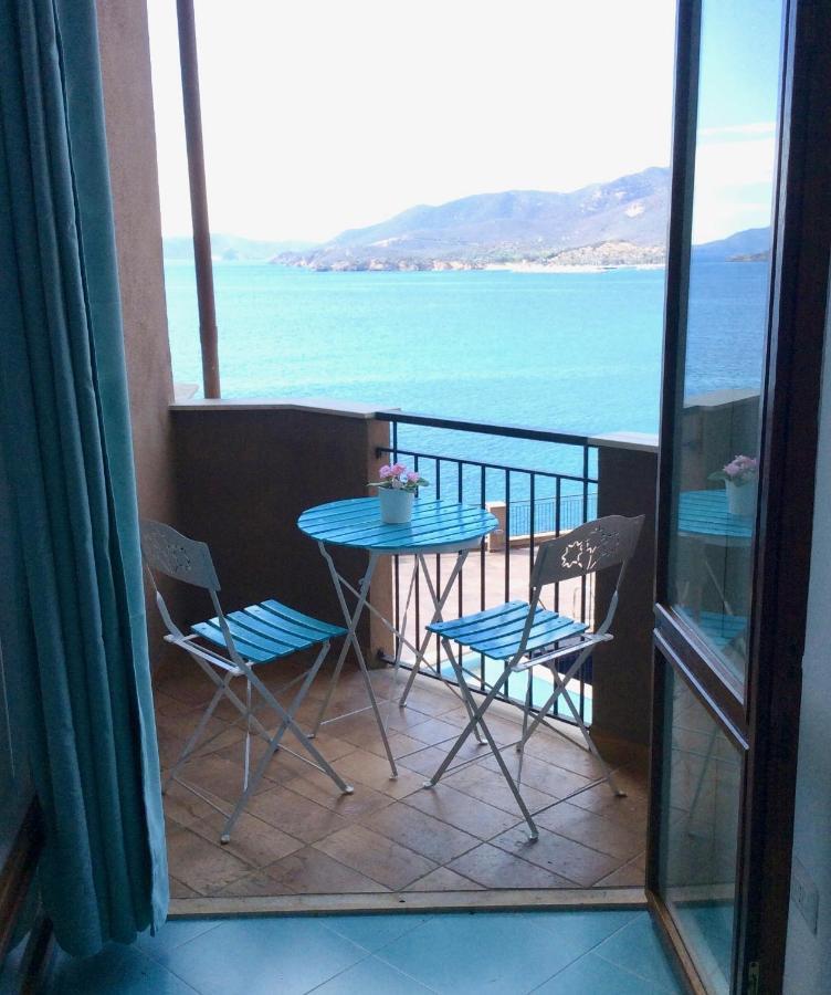 Apartment On The Sea Кальярі Екстер'єр фото
